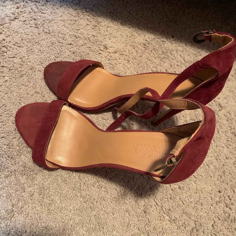 Heels - Picture 2 of 2